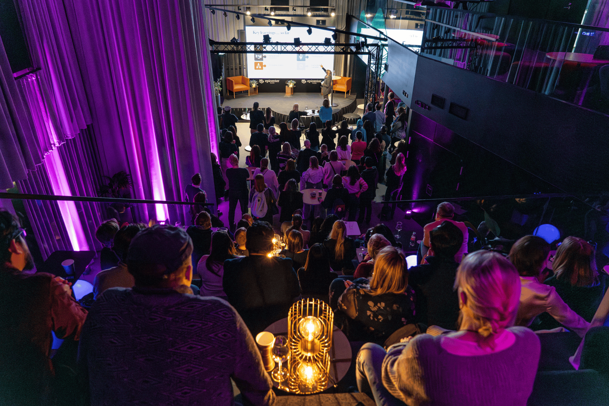 Mikko9 Lounge event people2400x1600